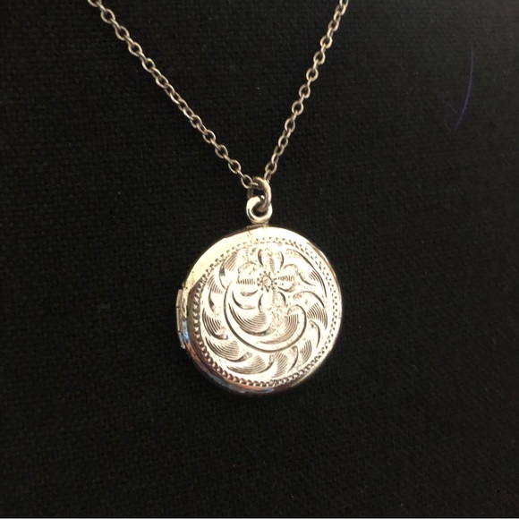 Unknown Jewelry - Vintage Silver locket. Chain length is 18 inches. Locket approx. 1 inch.